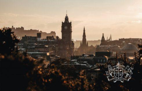 Единбург у Шотландії та його пам’ятки – історії лицарів і привидів
